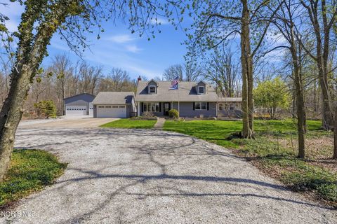 6885 Township Road 215 Findlay OH 45840