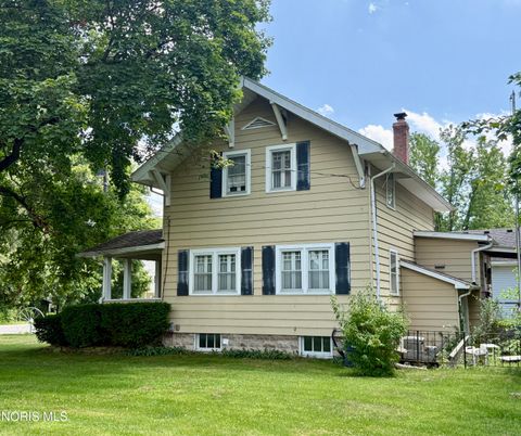 Tiny photo for 1606 S Crissey Road, Holland, OH 43528 (MLS # 10010098)