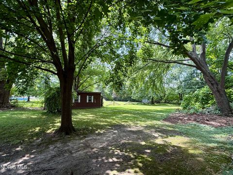 Tiny photo for 1606 S Crissey Road, Holland, OH 43528 (MLS # 10010098)