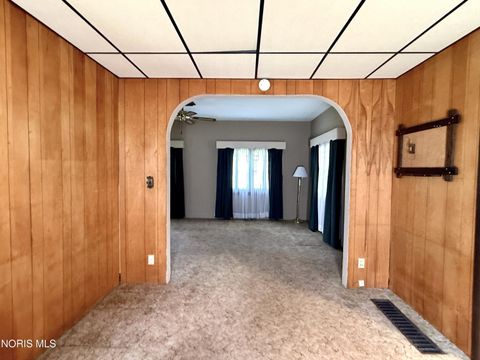 Tiny photo for 1606 S Crissey Road, Holland, OH 43528 (MLS # 10010098)