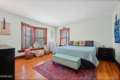 Tiny photo for 2921 Collingwood Boulevard, Toledo, OH 43610 (MLS # 10006074)