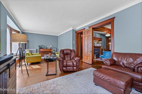 Tiny photo for 2921 Collingwood Boulevard, Toledo, OH 43610 (MLS # 10006074)