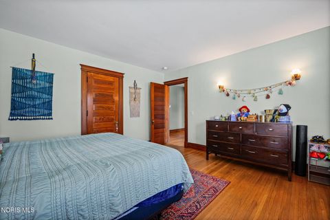 Tiny photo for 2921 Collingwood Boulevard, Toledo, OH 43610 (MLS # 10006074)