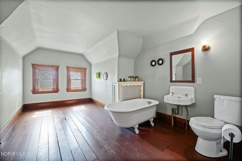 Tiny photo for 2921 Collingwood Boulevard, Toledo, OH 43610 (MLS # 10006074)