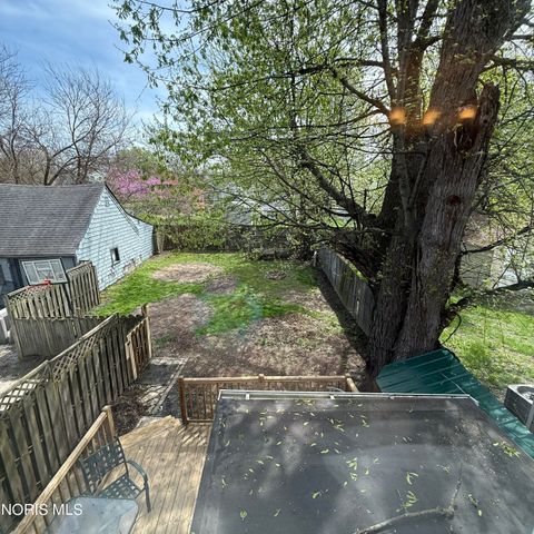 Tiny photo for 1475 Craigwood Road, Toledo, OH 43612 (MLS # 10006564)