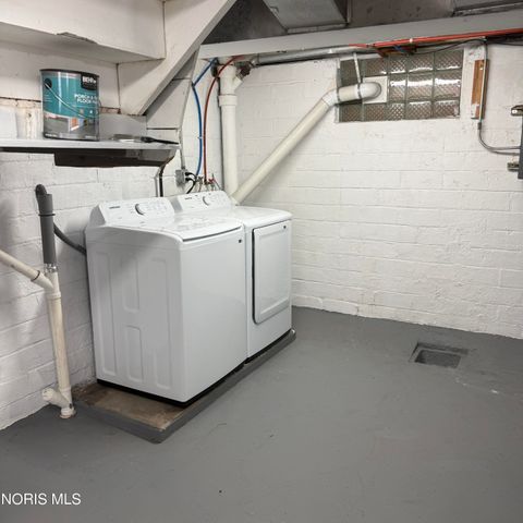 Tiny photo for 1475 Craigwood Road, Toledo, OH 43612 (MLS # 10006564)