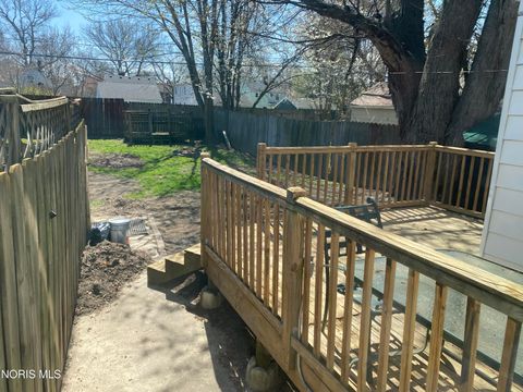 Tiny photo for 1475 Craigwood Road, Toledo, OH 43612 (MLS # 10006564)