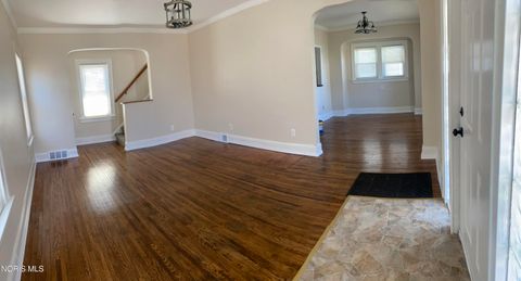 Tiny photo for 1475 Craigwood Road, Toledo, OH 43612 (MLS # 10006564)