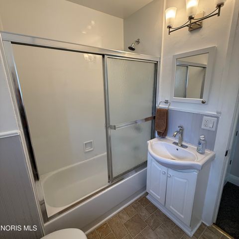 Tiny photo for 1475 Craigwood Road, Toledo, OH 43612 (MLS # 10006564)