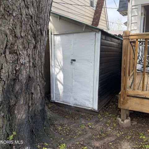 Tiny photo for 1475 Craigwood Road, Toledo, OH 43612 (MLS # 10006564)