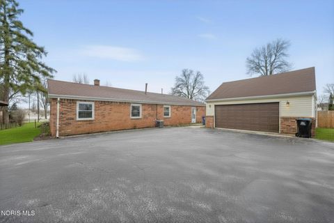 Tiny photo for 5415 Seaman Road, Oregon, OH 43616 (MLS # 10006336)