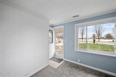 Tiny photo for 5415 Seaman Road, Oregon, OH 43616 (MLS # 10006336)