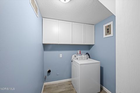 Tiny photo for 5415 Seaman Road, Oregon, OH 43616 (MLS # 10006336)