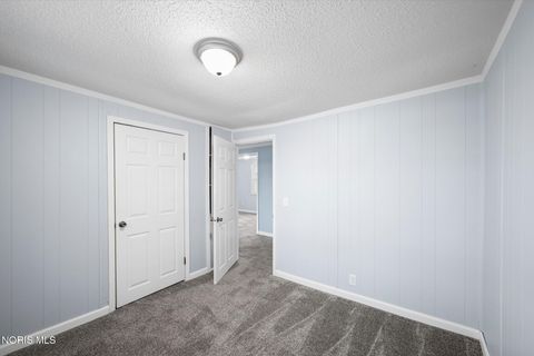 Tiny photo for 5415 Seaman Road, Oregon, OH 43616 (MLS # 10006336)