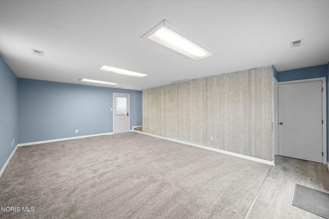 Tiny photo for 5415 Seaman Road, Oregon, OH 43616 (MLS # 10006336)