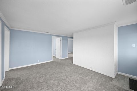 Tiny photo for 5415 Seaman Road, Oregon, OH 43616 (MLS # 10006336)