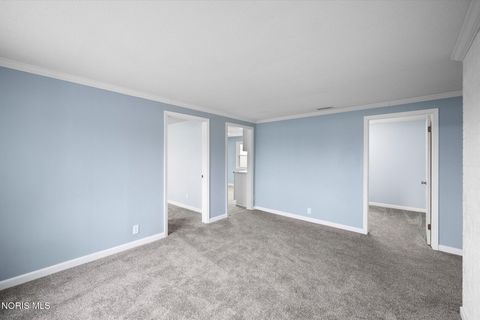 Tiny photo for 5415 Seaman Road, Oregon, OH 43616 (MLS # 10006336)