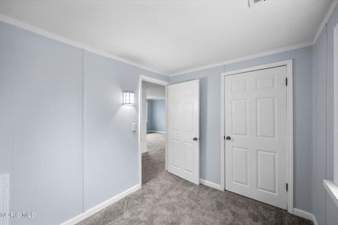 Tiny photo for 5415 Seaman Road, Oregon, OH 43616 (MLS # 10006336)