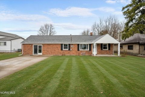Tiny photo for 5415 Seaman Road, Oregon, OH 43616 (MLS # 10006336)