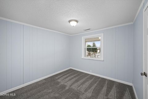 Tiny photo for 5415 Seaman Road, Oregon, OH 43616 (MLS # 10006336)