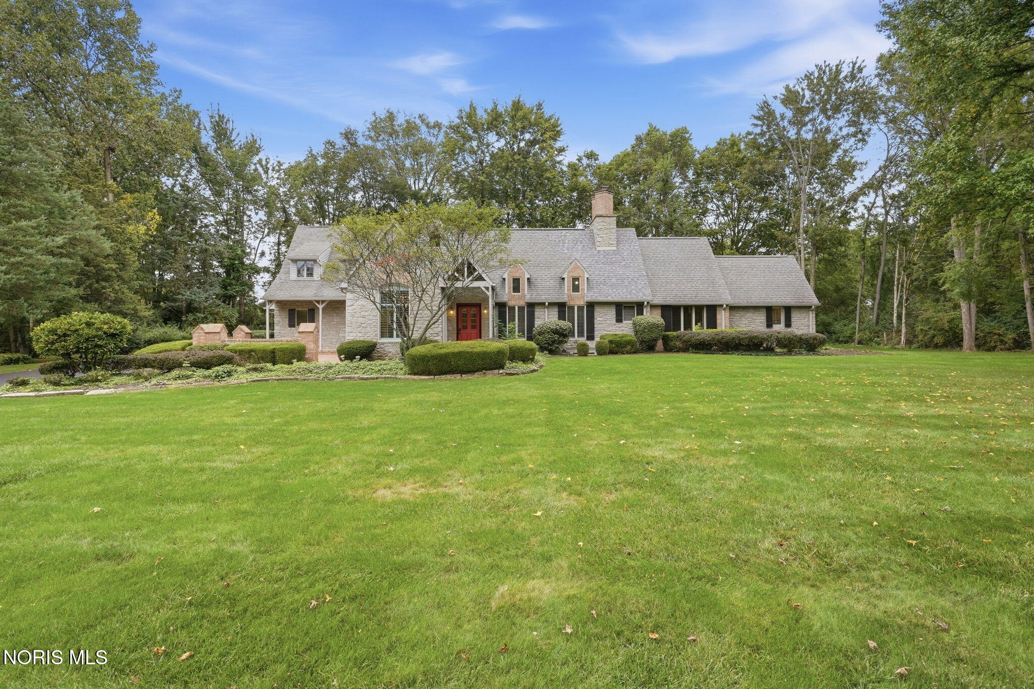 5 Hunters Gate Drive