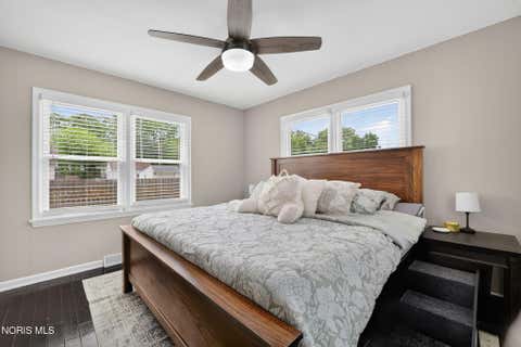 Tiny photo for 2566 Ivy Place, Toledo, OH 43613 (MLS # 10010675)