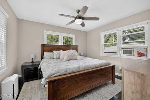 Tiny photo for 2566 Ivy Place, Toledo, OH 43613 (MLS # 10010675)