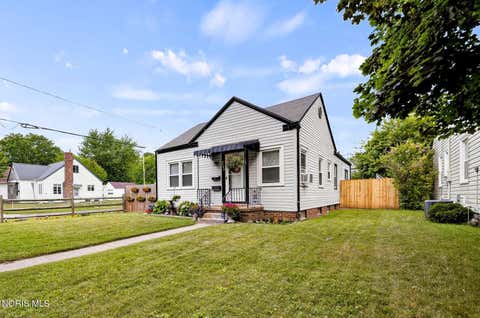 Tiny photo for 2566 Ivy Place, Toledo, OH 43613 (MLS # 10010675)