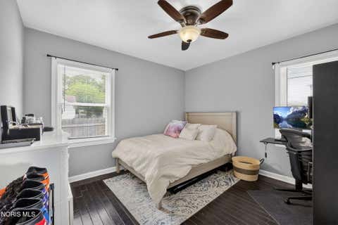 Tiny photo for 2566 Ivy Place, Toledo, OH 43613 (MLS # 10010675)