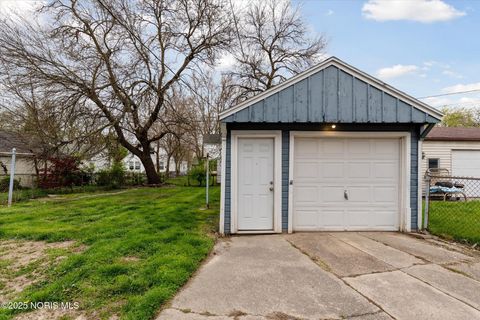 Tiny photo for 218 Waggoner Boulevard, Toledo, OH 43612 (MLS # 10002023)