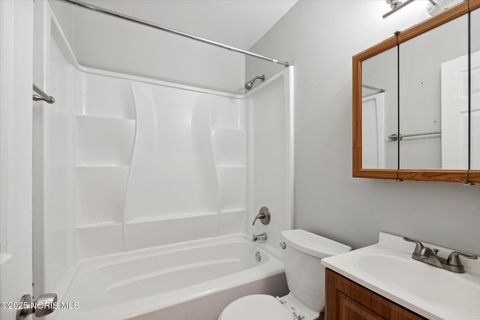 Tiny photo for 218 Waggoner Boulevard, Toledo, OH 43612 (MLS # 10002023)