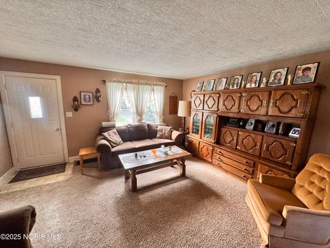 Tiny photo for 411 E Hamilton Street, Bryan, OH 43506 (MLS # 10000527)