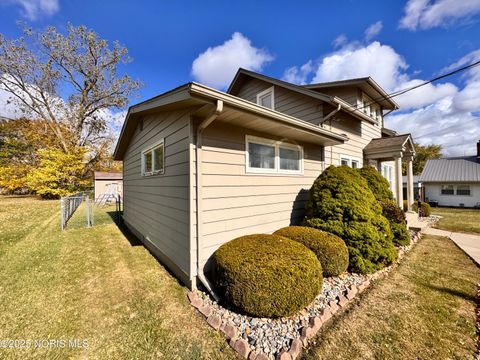 Tiny photo for 411 E Hamilton Street, Bryan, OH 43506 (MLS # 10000527)