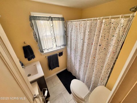 Tiny photo for 411 E Hamilton Street, Bryan, OH 43506 (MLS # 10000527)