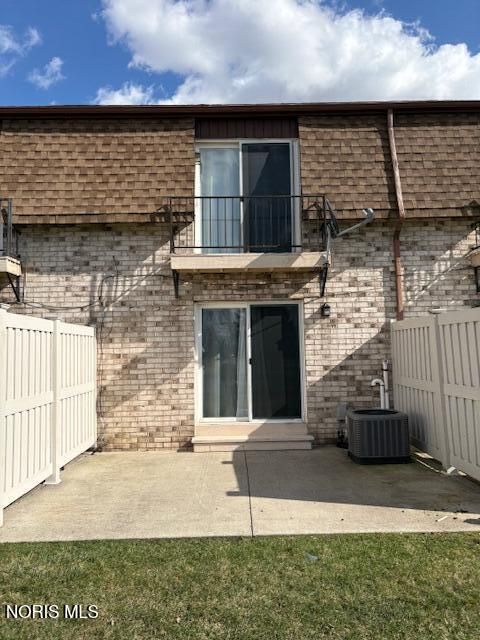 744 Fairway Drive Apt 26 Wauseon OH 43567