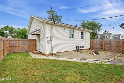 Tiny photo for 135 19th Street, Findlay, OH 45840 (MLS # 10013530)
