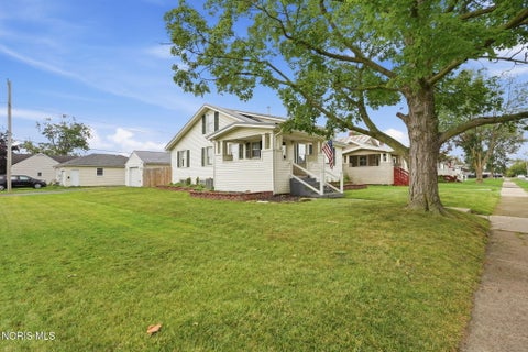 Tiny photo for 135 19th Street, Findlay, OH 45840 (MLS # 10013530)