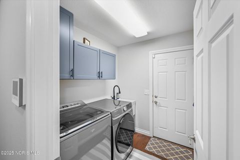 Tiny photo for 5925 Waterville Monclova Road, Waterville, OH 43566 (MLS # 10000427)