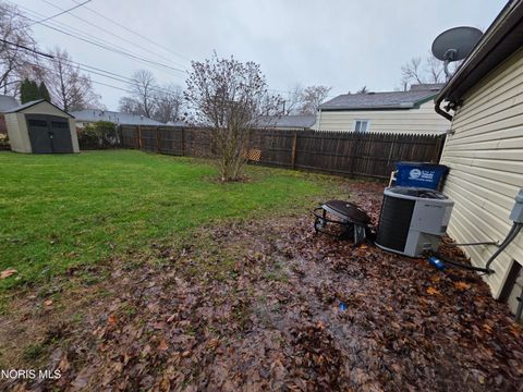 Tiny photo for 5742 Vail Avenue, Toledo, OH 43623 (MLS # 10004967)