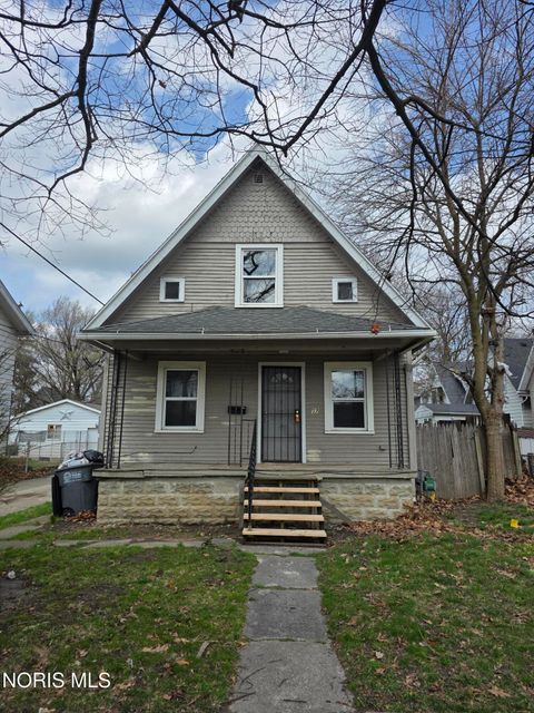 Photo of 57 Jay Street, Toledo, OH 43605 (MLS # 10006326)