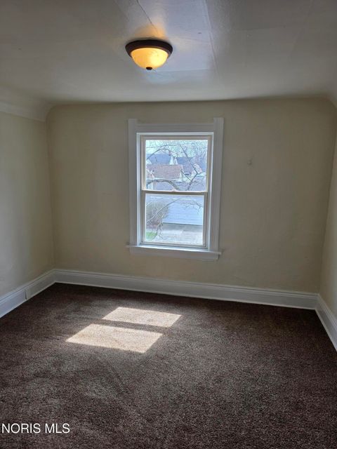 Tiny photo for 57 Jay Street, Toledo, OH 43605 (MLS # 10006326)