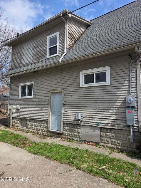 Tiny photo for 57 Jay Street, Toledo, OH 43605 (MLS # 10006326)