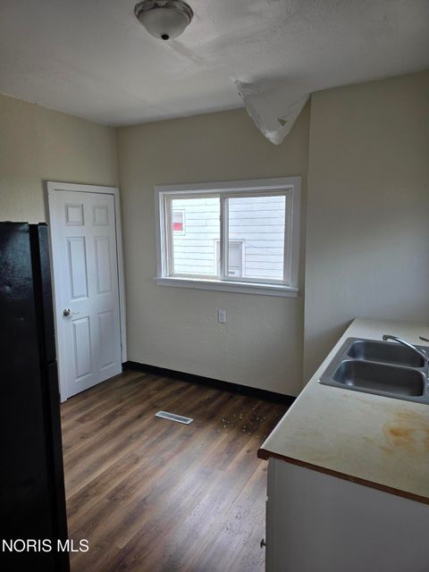 Tiny photo for 57 Jay Street, Toledo, OH 43605 (MLS # 10006326)