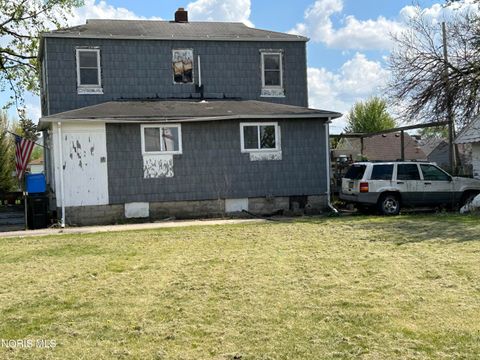 Tiny photo for 1432 Pieper Drive, Oregon, OH 43616 (MLS # 10007358)