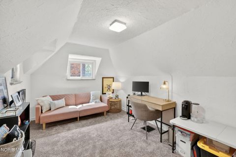 Tiny photo for 2708 Barrington Drive, Toledo, OH 43606 (MLS # 10008038)