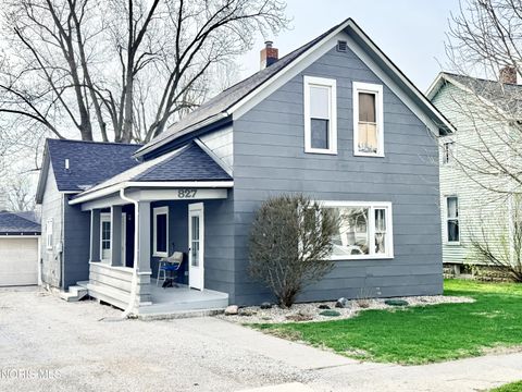 Photo of 827 Washington Avenue, Defiance, OH 43512 (MLS # 10005854)