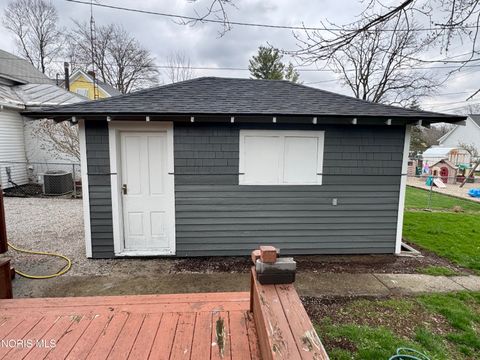 Tiny photo for 827 Washington Avenue, Defiance, OH 43512 (MLS # 10005854)