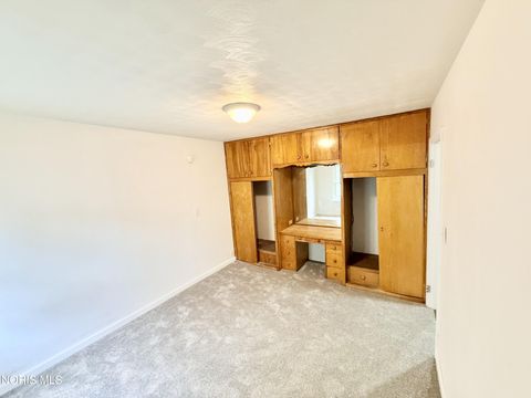 Tiny photo for 827 Washington Avenue, Defiance, OH 43512 (MLS # 10005854)