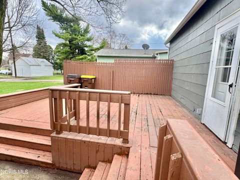 Tiny photo for 827 Washington Avenue, Defiance, OH 43512 (MLS # 10005854)