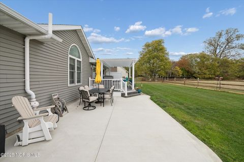 Tiny photo for 1025 Indian Ridge Drive, Bowling Green, OH 43402 (MLS # 10000481)